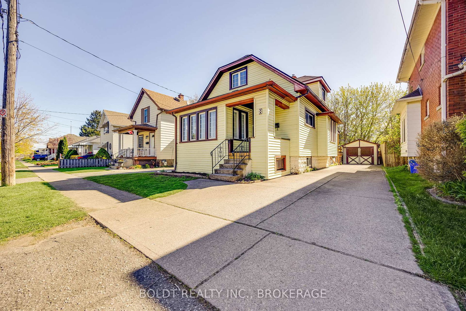 8-chelsea-street-st-catharines-ontario-x12598960