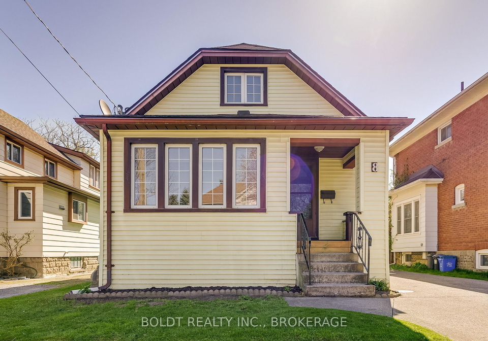 8-chelsea-street-st-catharines-ontario-x12598960