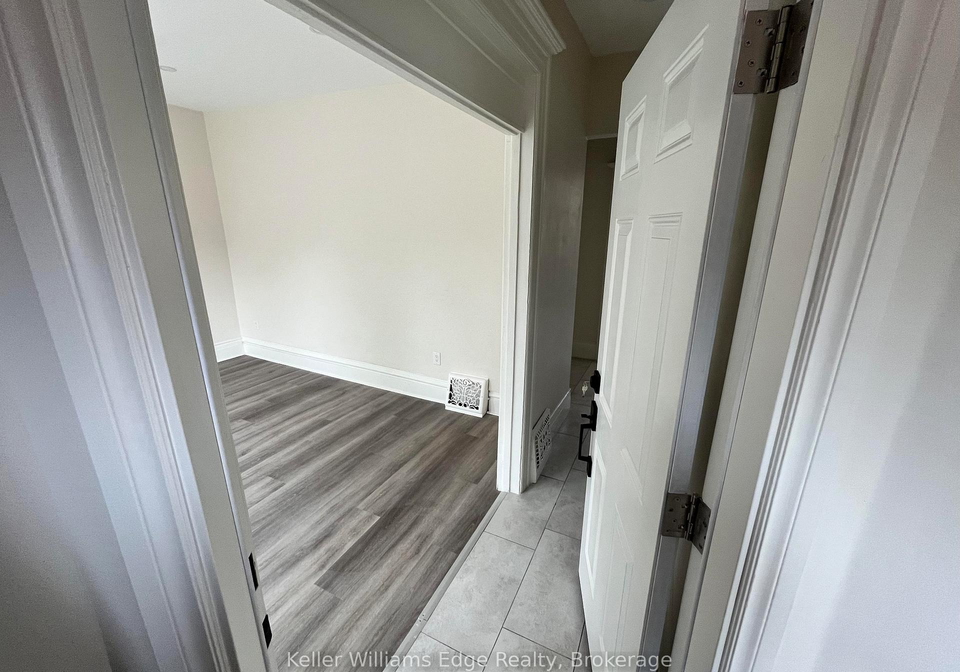 133-stinson-street-hamilton-ontario-x12599068