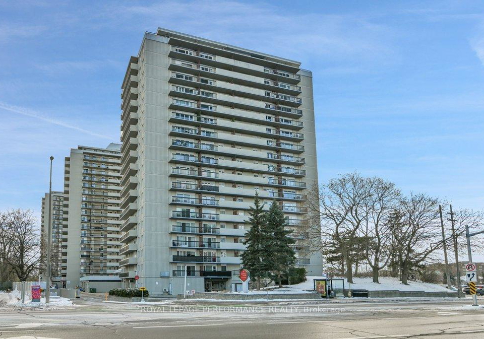 158-a-mcarthur-avenue-ottawa-ontario-x12599308