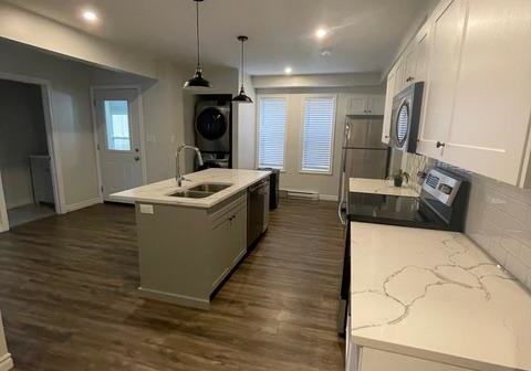 109-waterloo-street-kitchener-ontario-x12599396