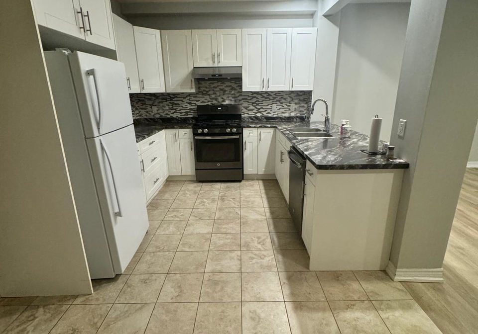 1704-ohanlan-lane-london-north-ontario-x12599820