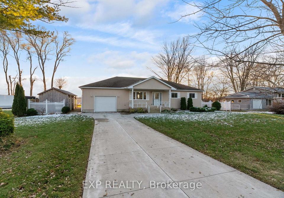 8459-lazy-lane-lambton-shores-ontario-x12600010
