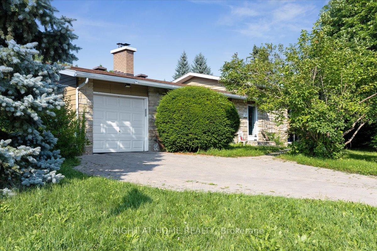 1-harrogate-place-ottawa-ontario-x12600030