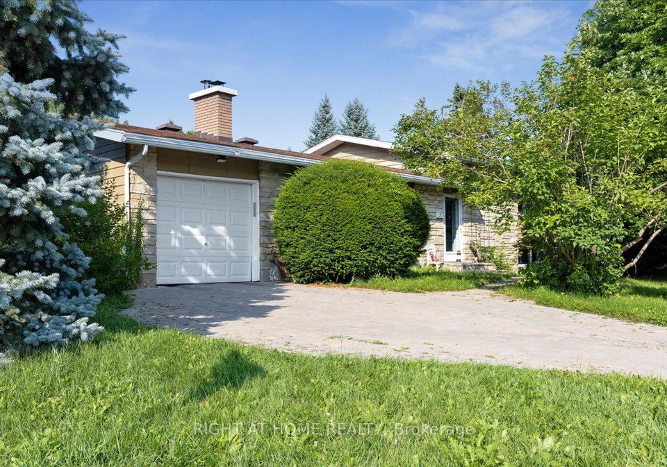 1-harrogate-place-ottawa-ontario-x12600030