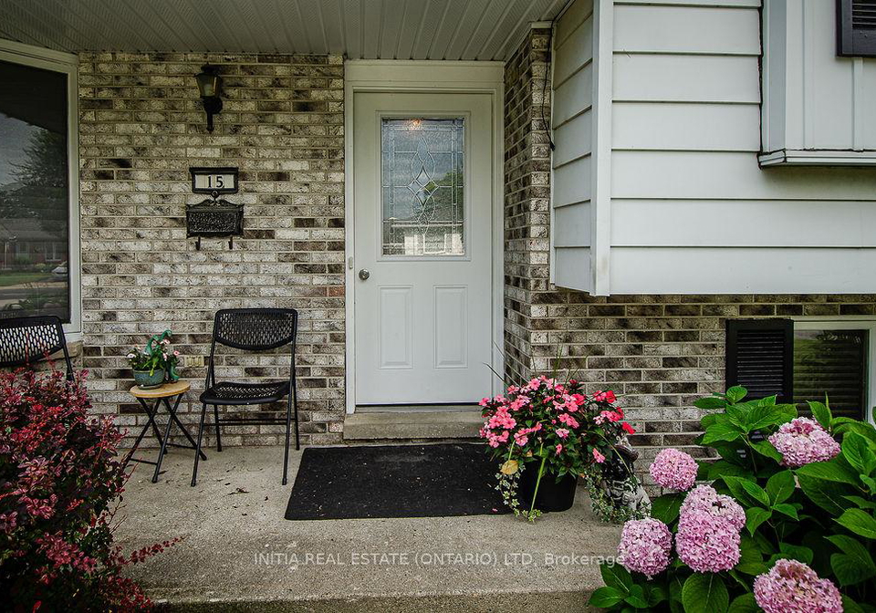 15-balcarres-road-london-north-ontario-x12600650
