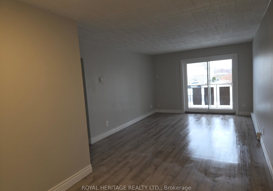 8800-willoughby-drive-niagara-falls-ontario-x12601196