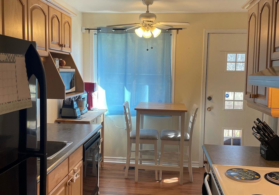 4918-leitrim-road-carlsbad-springs-ontario-x12601790