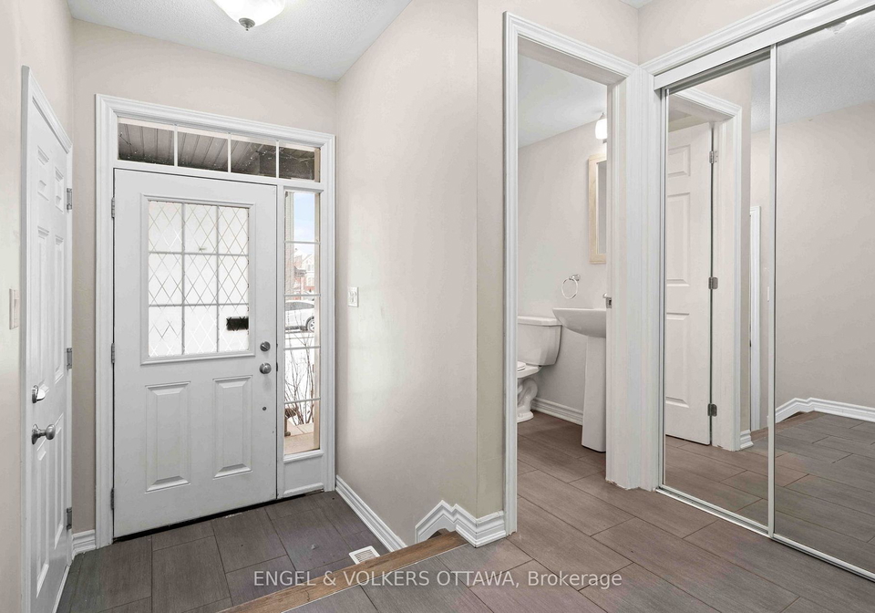 536-broadleaf-street-ottawa-ontario-x12602272