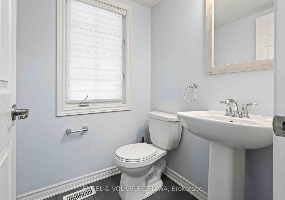 536-broadleaf-street-ottawa-ontario-x12602272