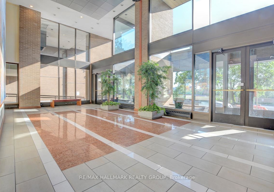 515-st-laurent-boulevard-manor-park-cardinal-glen-and-area-ottawa-ontario-x12602502
