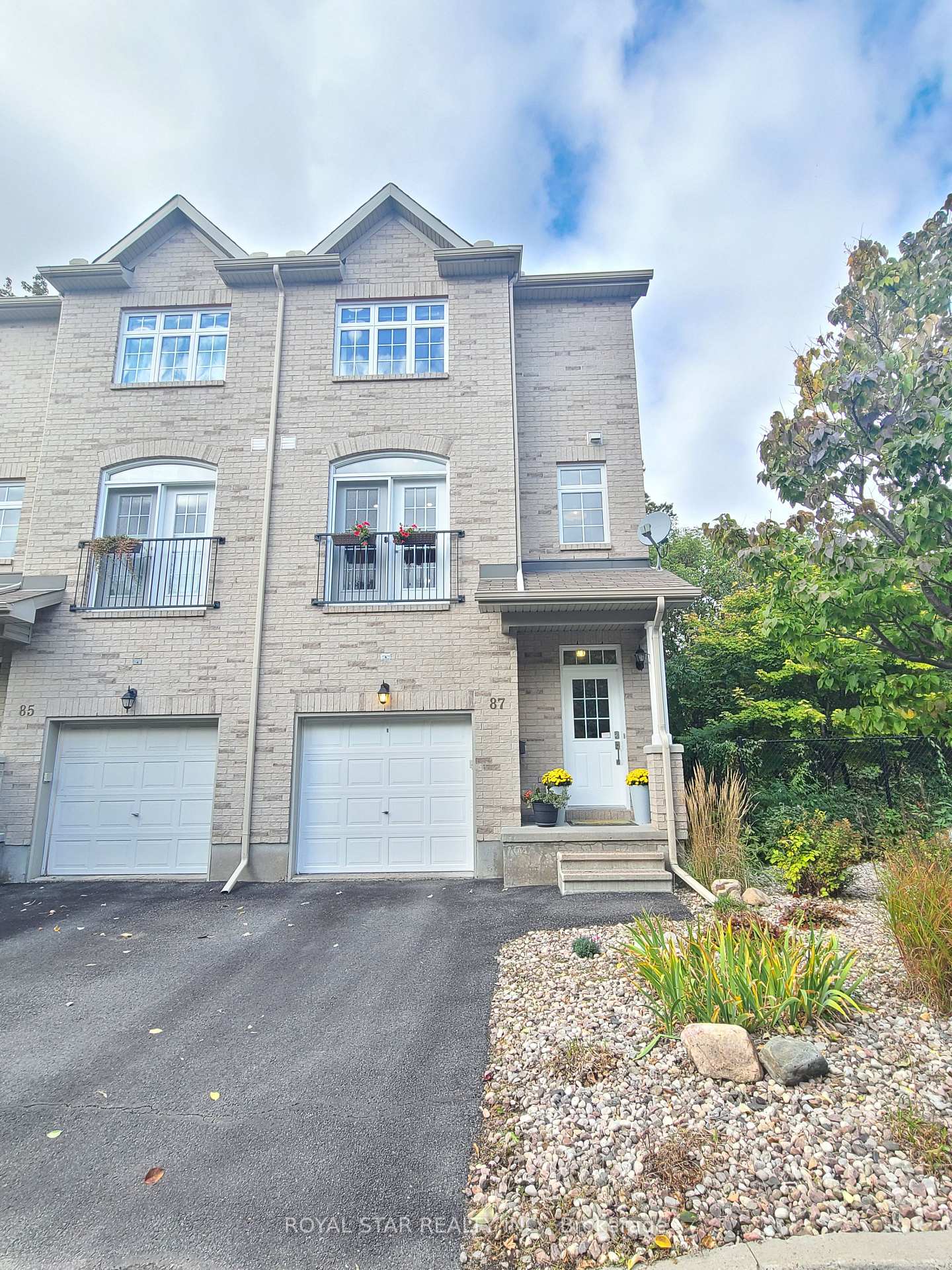 87-graham-creek-private-ottawa-ontario-x12602518