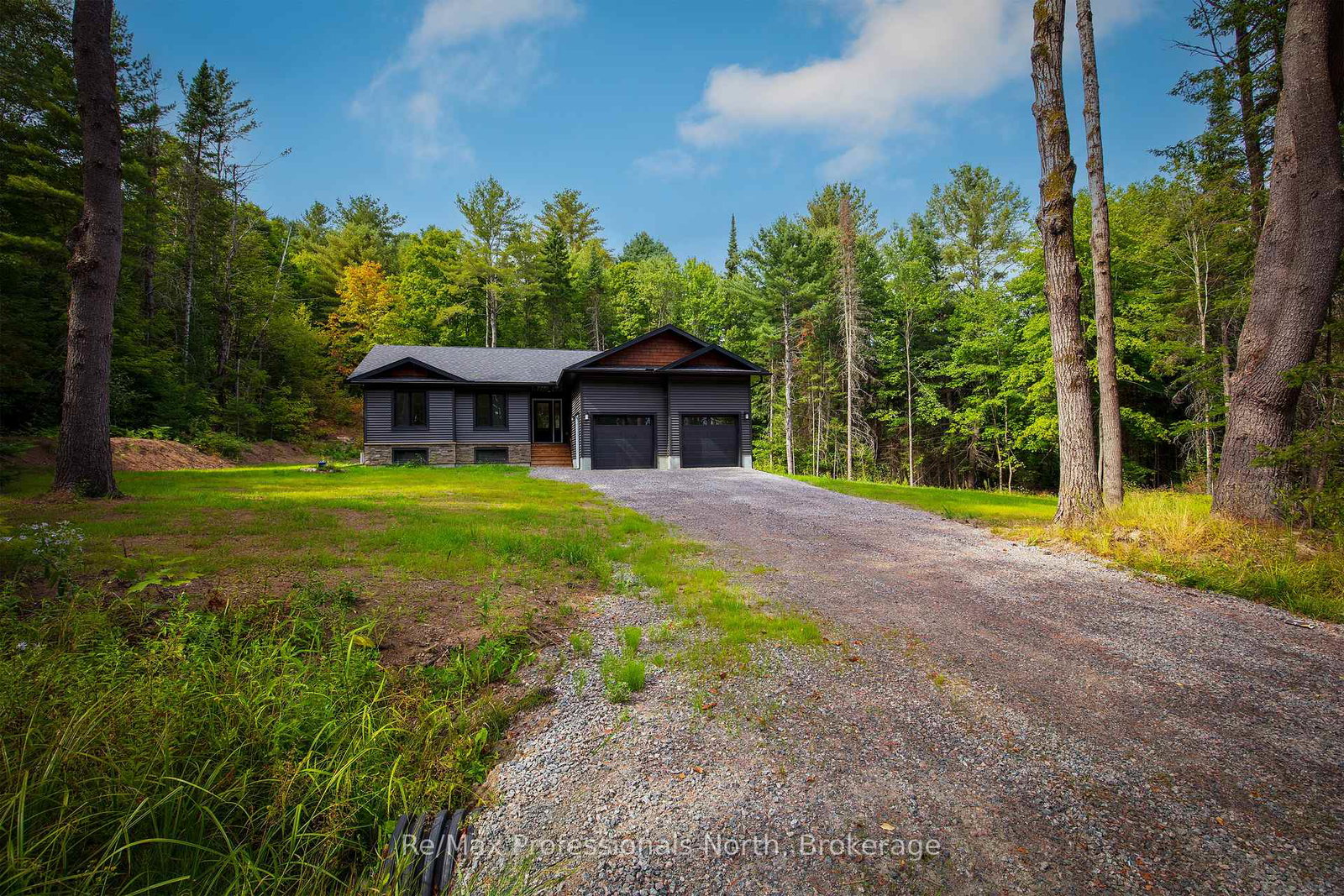 260-stephenson-2-road-w-huntsville-ontario-x12603012