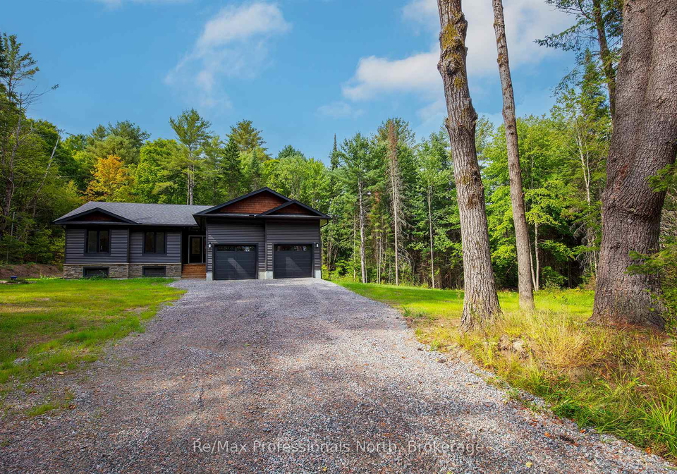 260-stephenson-2-road-w-huntsville-ontario-x12603012
