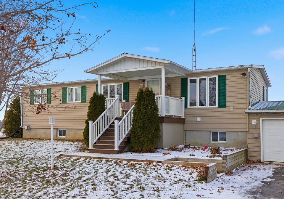 16815-red-town-road-north-stormont-ontario-x12603284