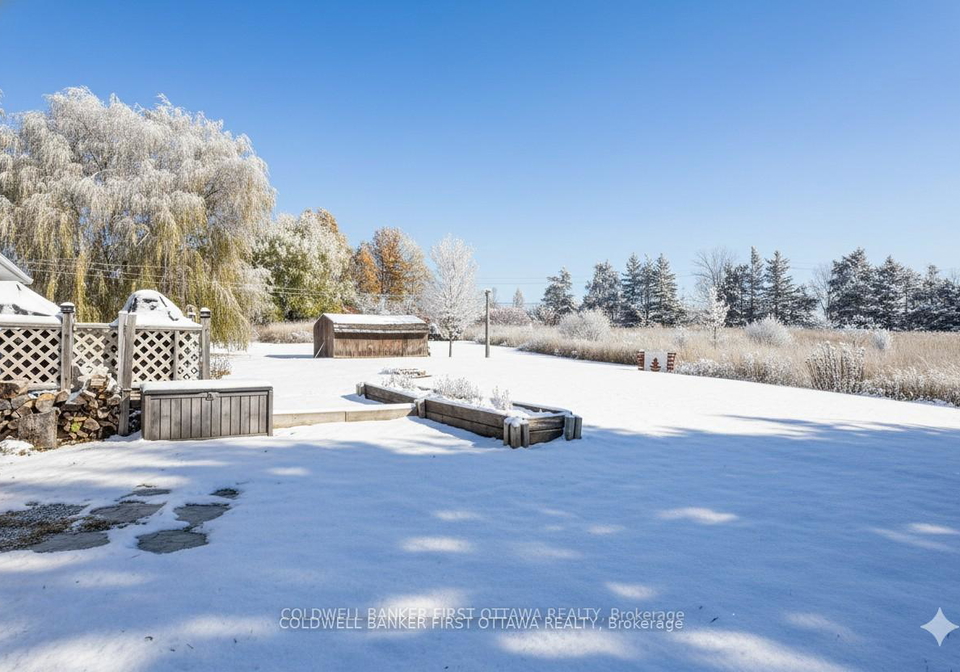 741-drummond-con-12c-road-drummondnorth-elmsley-ontario-x12603960