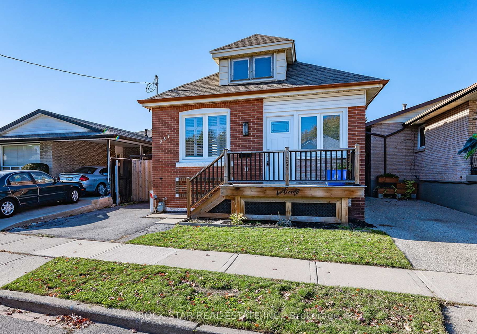 257-tragina-avenue-n-hamilton-ontario-x12604174