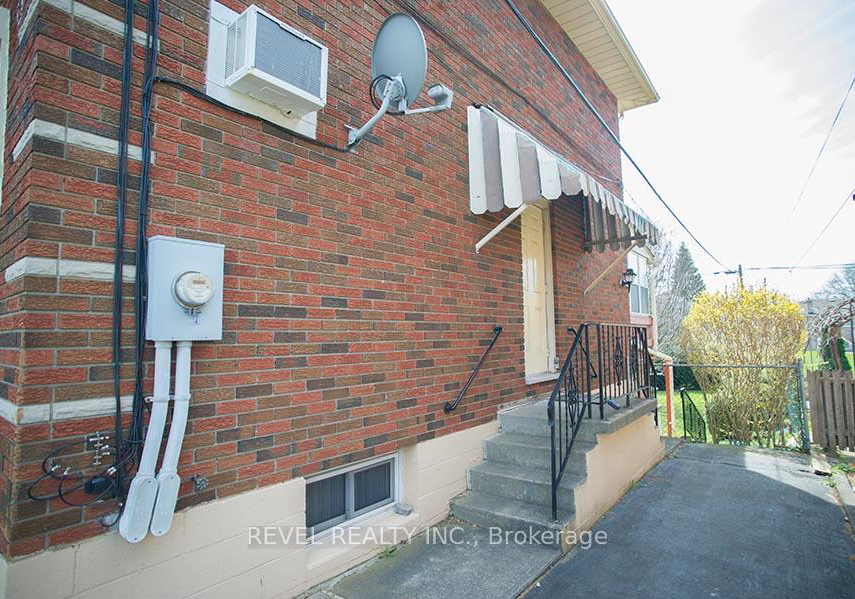 415-chatham-street-brantford-ontario-x12604248