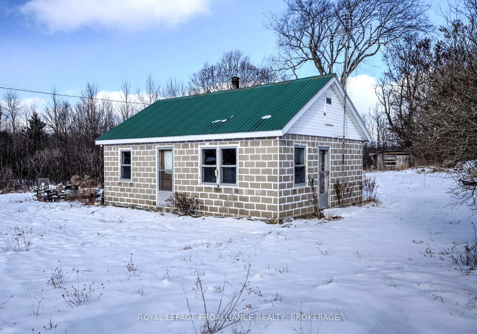 568-ritchie-side-road-tay-valley-ontario-x12604462