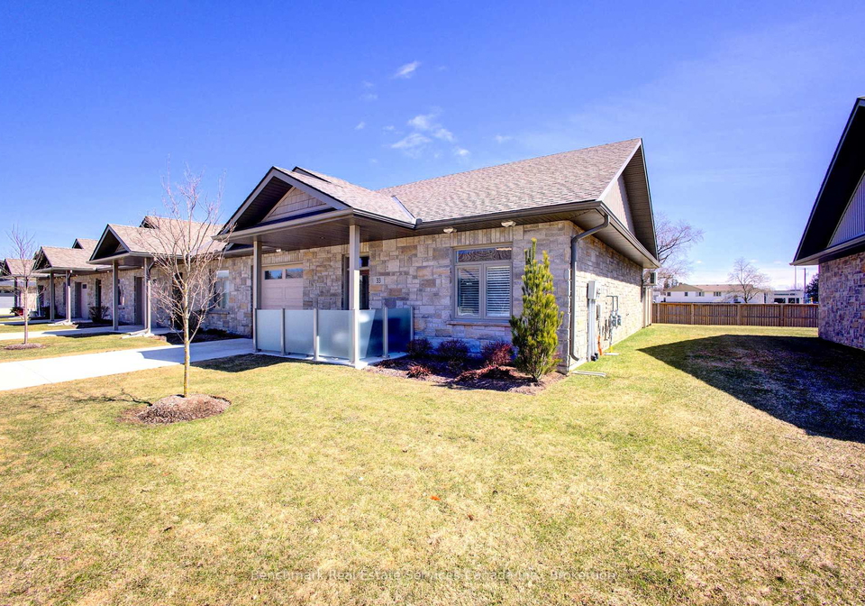 375-mitchell-road-s-north-perth-ontario-x12605166