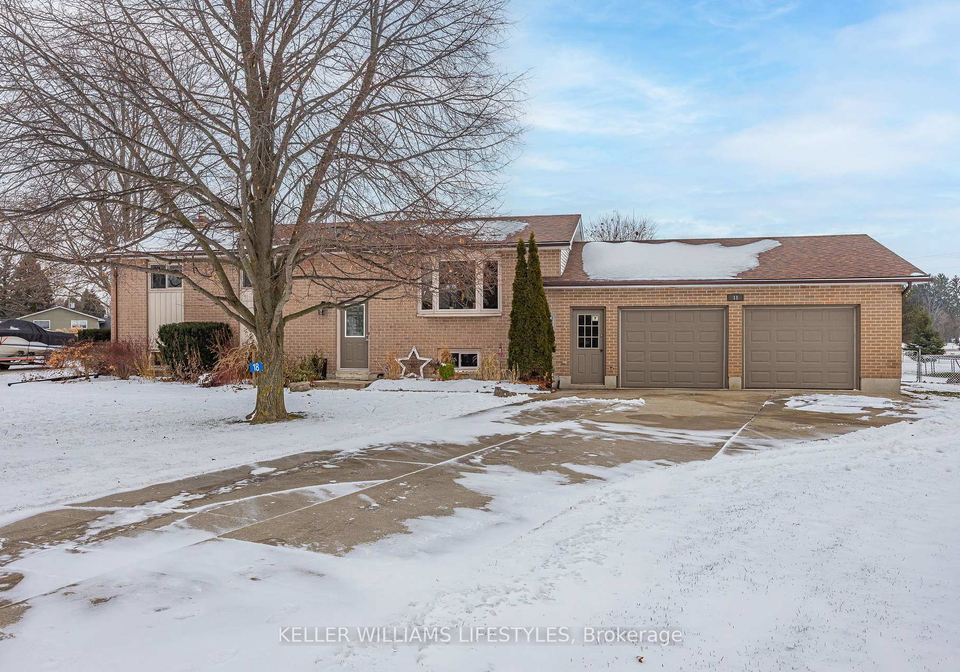 18-hawthorn-crescent-north-middlesex-ontario-x12605254