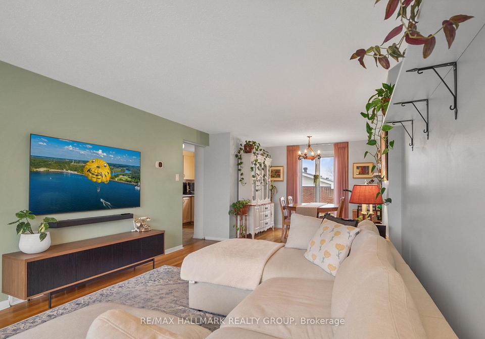 30-tiverton-drive-ottawa-ontario-x12605276