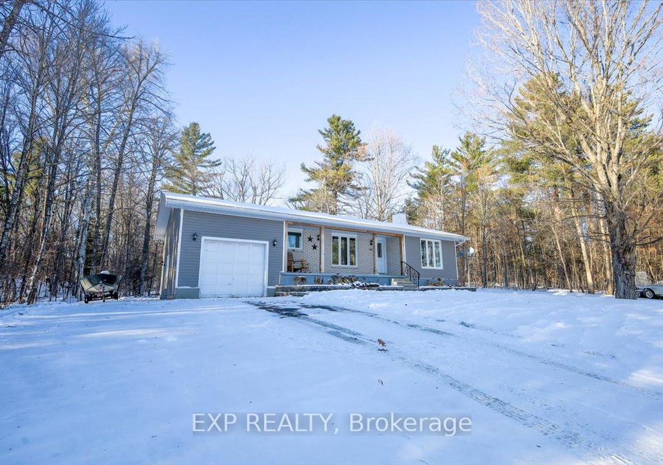 702-cedar-hill-road-mississippi-mills-ontario-x12605454