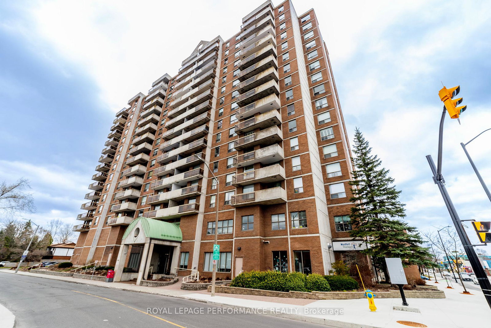 200-lafontaine-avenue-ottawa-ontario-x12606128