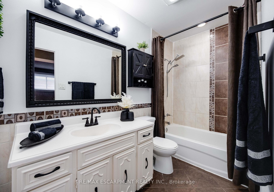 61-woodlawn-avenue-brantford-ontario-x12606650
