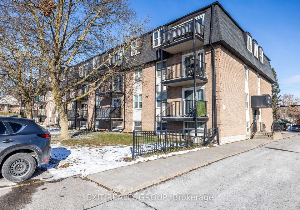 25-college-street-e-belleville-ontario-x12607098