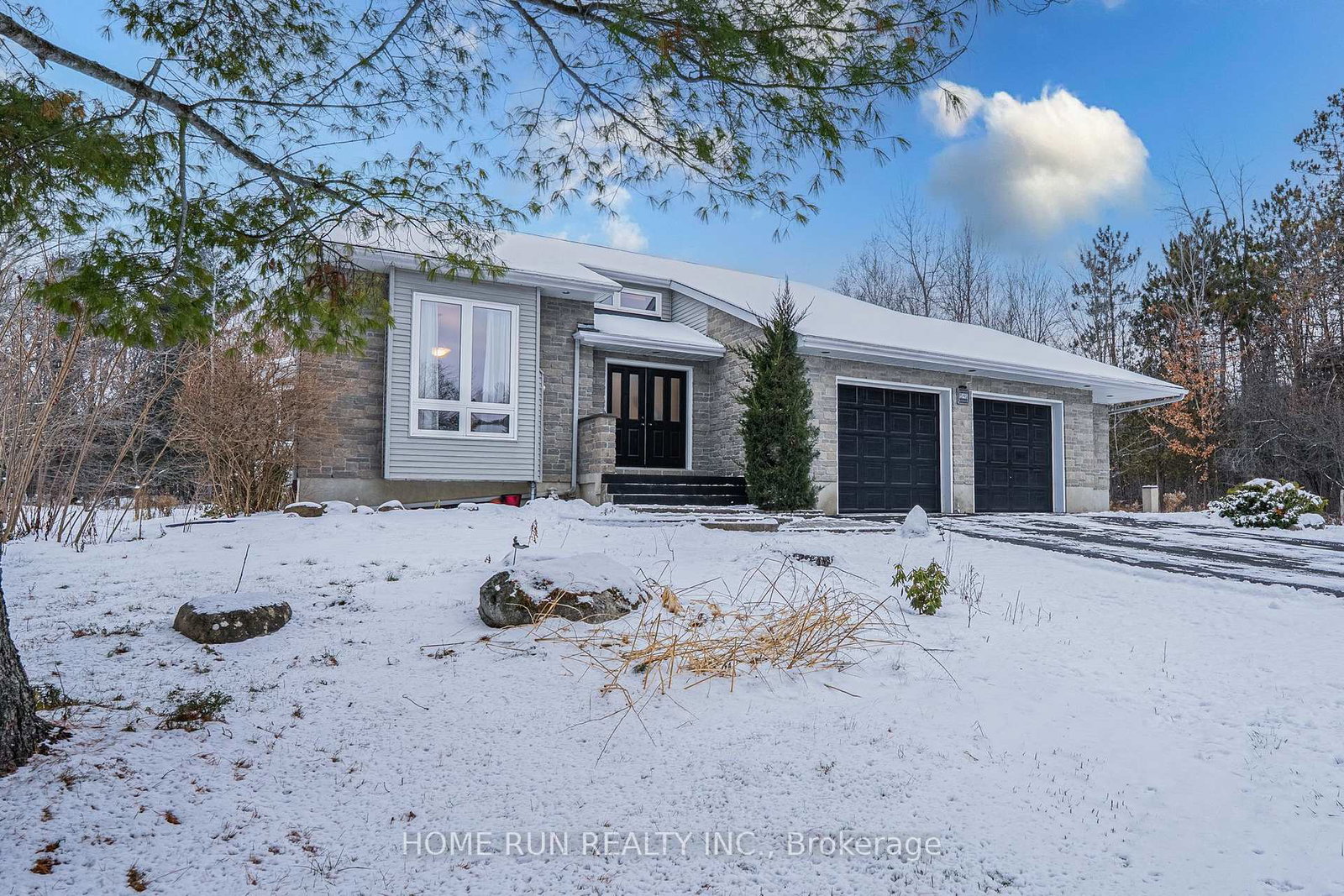 1545-sherruby-way-kanata-ontario-x12607230