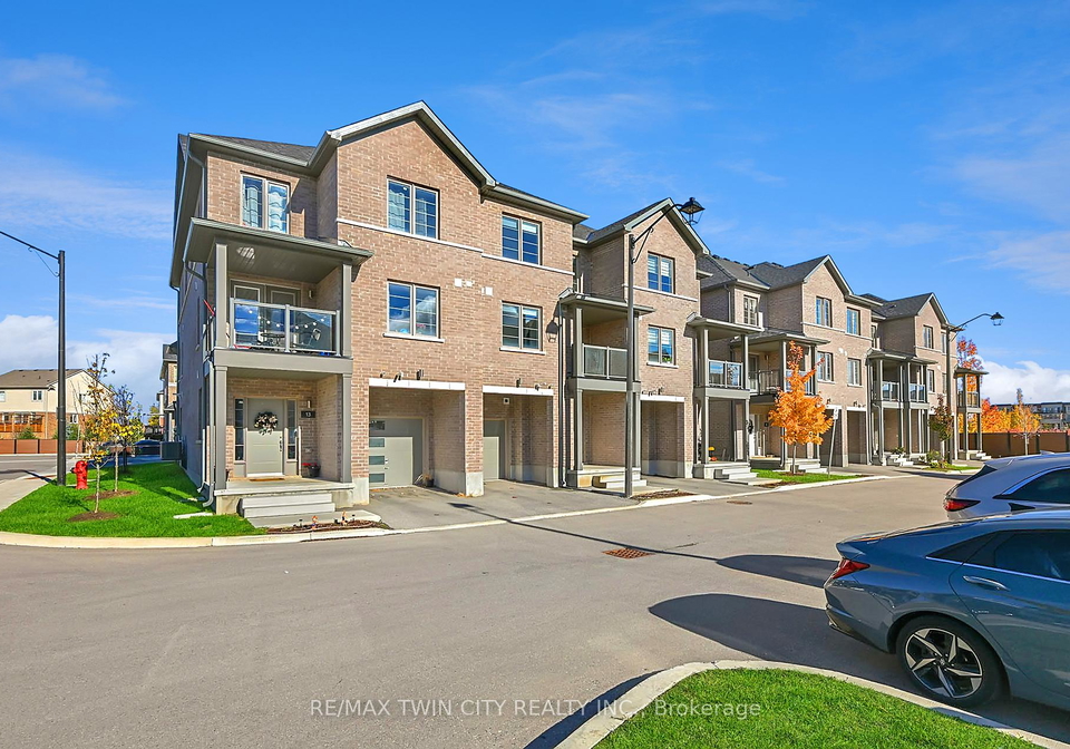 205-west-oak-trail-kitchener-ontario-x12607384