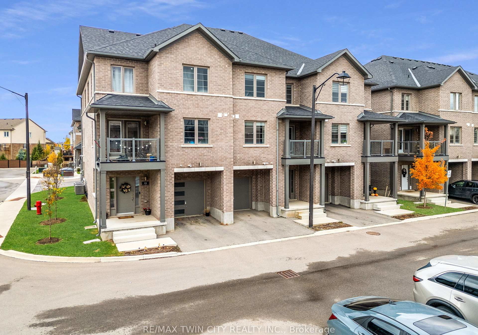 205-west-oak-trail-kitchener-ontario-x12607384