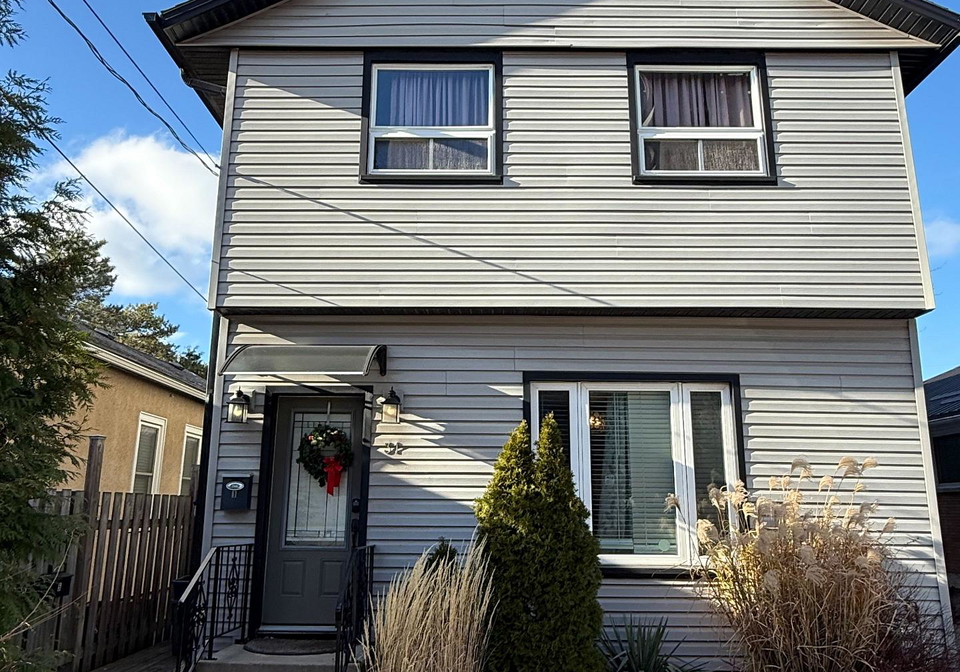 3raymond-street-st-catharines-ontario-x12607564