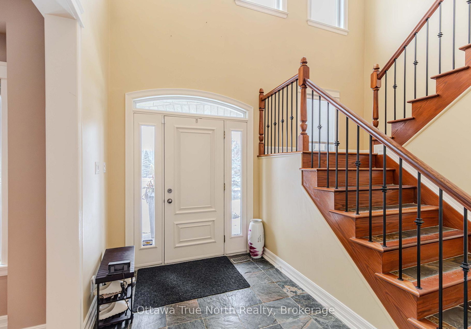 1530-lords-manor-lane-ottawa-ontario-x12607856