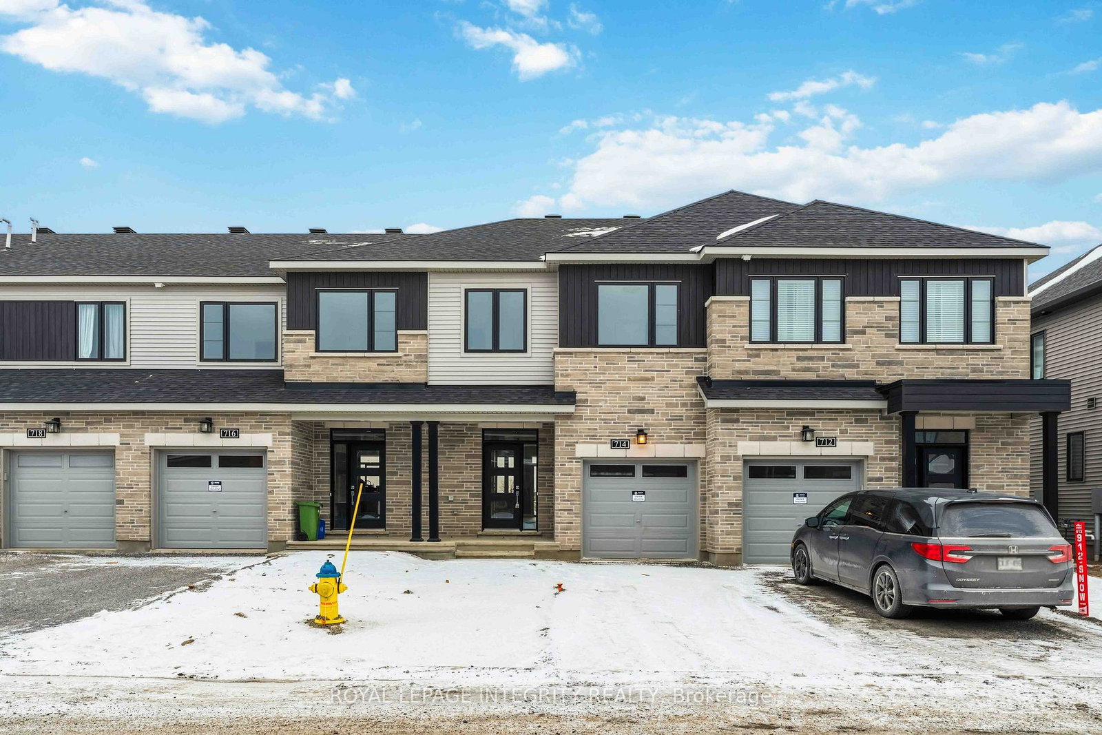 714-fairline-row-kanata-ontario-x12608274