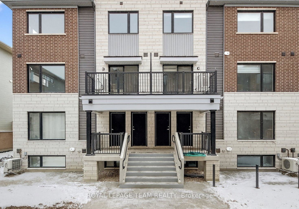 301-glenroy-gilbert-drive-n-ottawa-ontario-x12608448