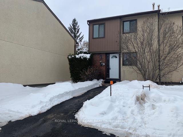 14-larkshirlane-ottawa-ontario-x12608822