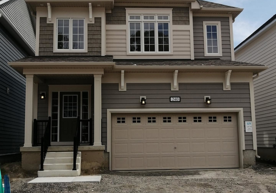 240-beechwood-forest-lane-gravenhurst-ontario-x12609408