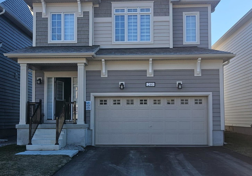 240-beechwood-forest-lane-gravenhurst-ontario-x12609408