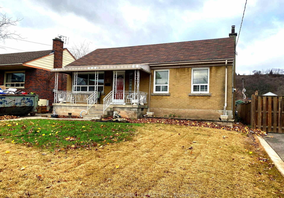 140-stewartdale-avenue-hamilton-ontario-x12609500