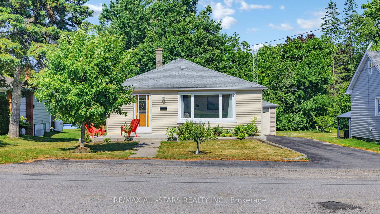162-queen-street-kawartha-lakes-ontario-x12609582
