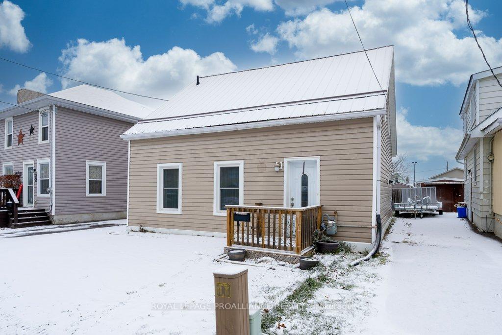 31-pelham-street-quinte-west-ontario-x12609844