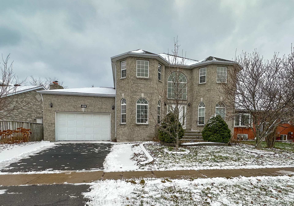 425-kingsdale-avenue-kingston-ontario-x12609974