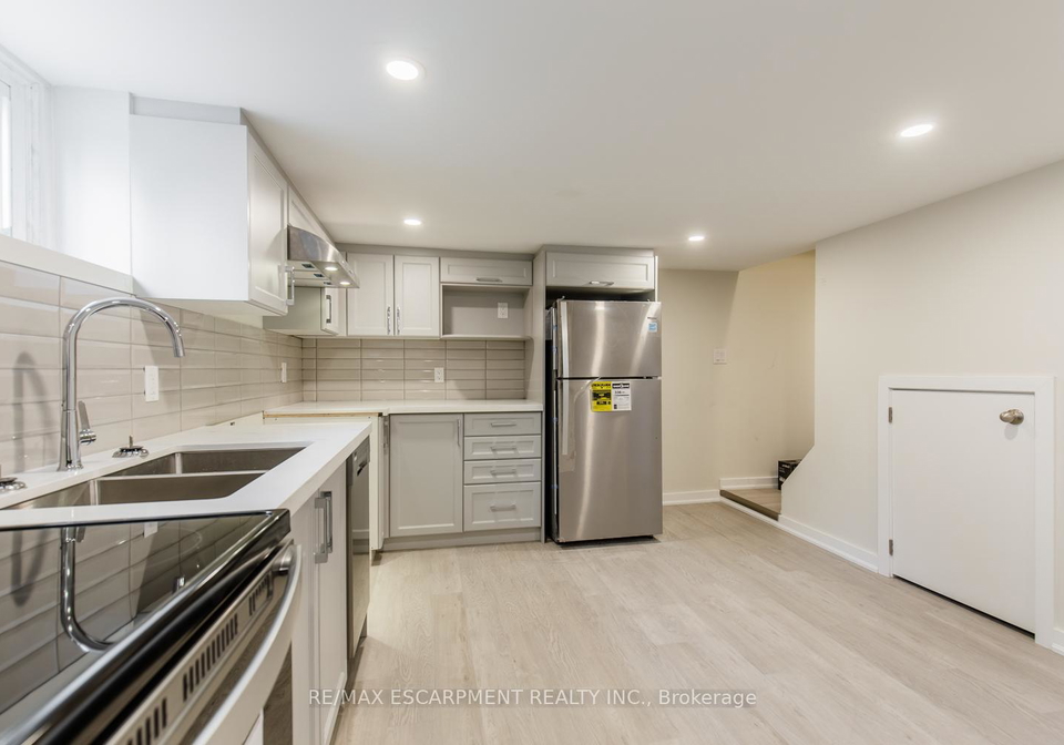 129-east-22nd-street-hamilton-ontario-x12610154