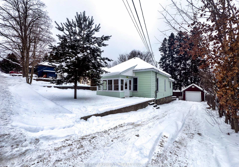 10-duncan-street-e-huntsville-ontario-x12610388