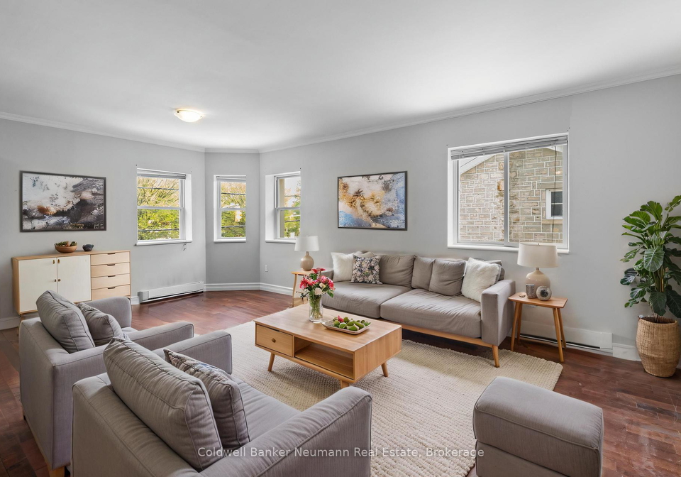 246-woolwich-street-guelph-ontario-x12610486