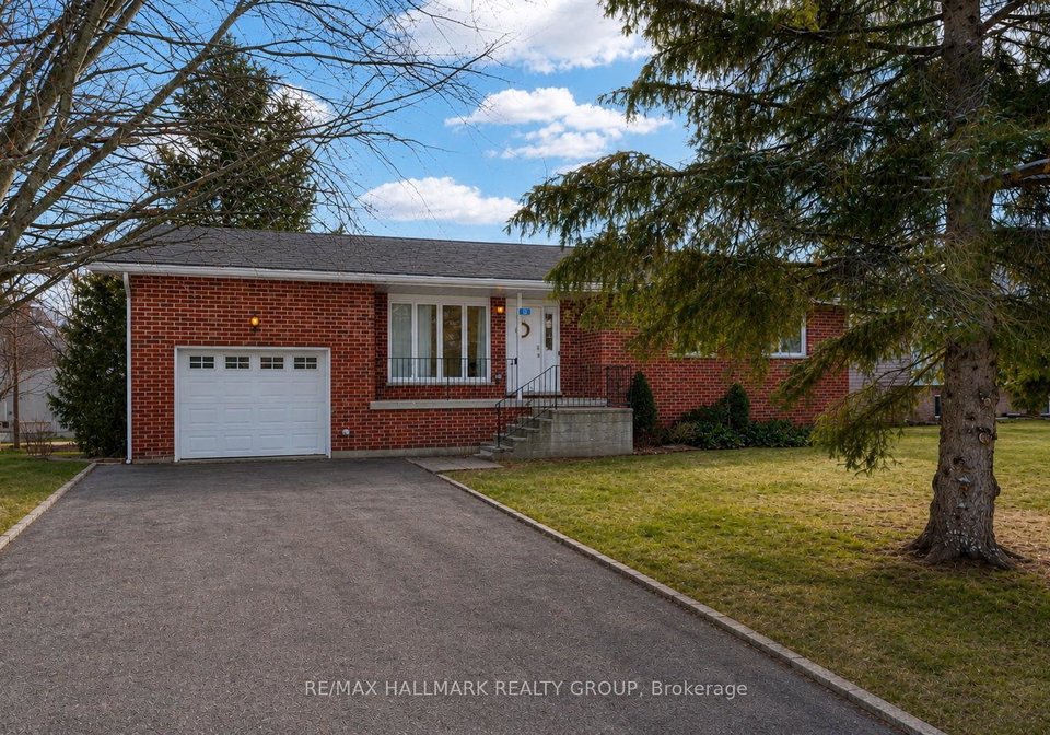 10-frederick-street-lansdowne-village-ontario-x12610658