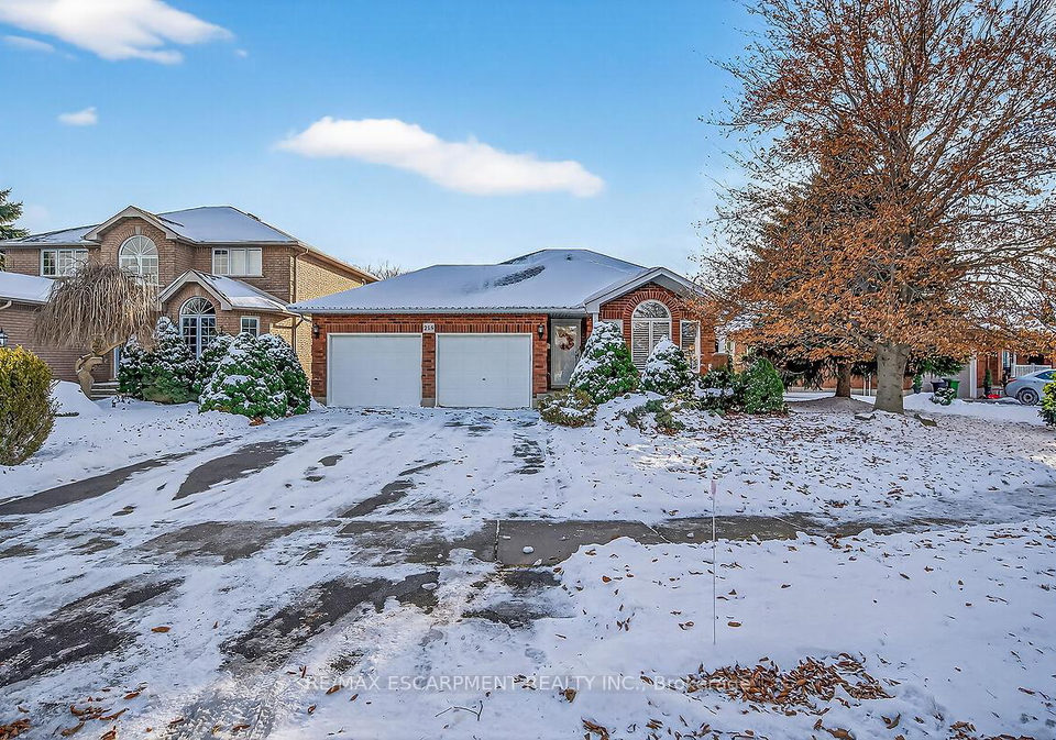 218-portage-lane-hamilton-ontario-x12610756