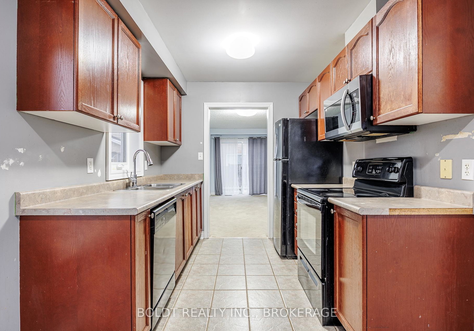 15-young-crescent-niagara-on-the-lake-ontario-x12610766